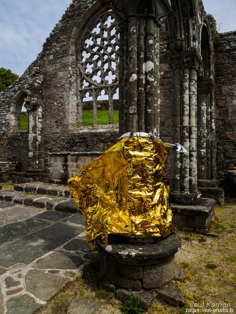 or et argent dans les ruines en #Bretagne #Finistère #MadeInBzh