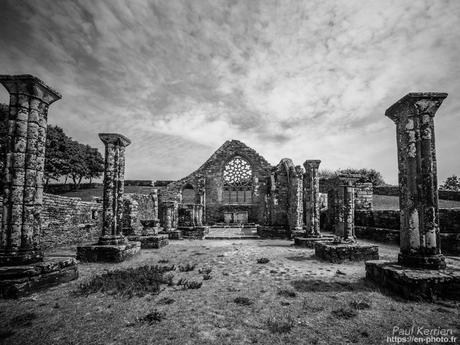 or et argent dans les ruines en #Bretagne #Finistère #MadeInBzh