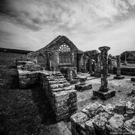 découverte des ruines de la chapelle Sainte-Barbe à Gouesnac'h #Finistère #Bretagne #MadeInBzh