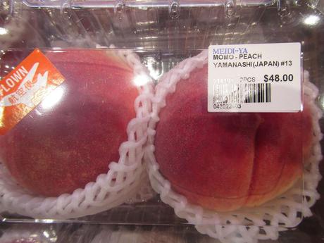 Pays Etranger - Singapour -Quelques bonnes choses en vitrine