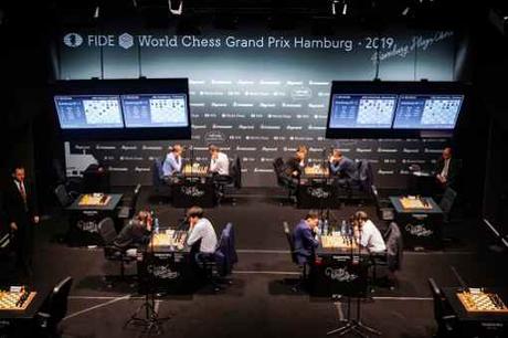 La vue sur le scène avec les rencontres d'échecs - Photo © site officiel La vue sur le scène avec les rencontres d'échecs - Photo © site officiel