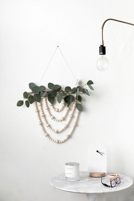 DIY slow living guirlande scandinave eucalyptus bois - blog déco - clem around the corner