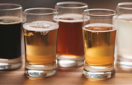 Info bière – Candidatures ouvertes pour les bourses de bière artisanale à Victoria
 – Mousse de bière