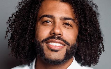 La Petite Sirène : Jonah Hauer-King sera le Prince Eric dans l’adaptation live