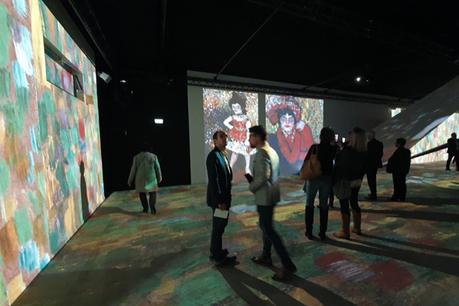 L'installation du mois : l'univers Picasso à la Sucrière de Lyon animé par des vidéoprojecteurs Christie 