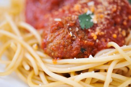 Boulette agneau sauce tomate et spaghetti