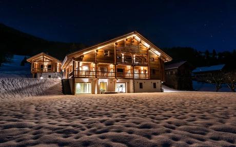 11 excellentes raisons de choisir le Chalet Lodge les Murailles***** hiver comme été