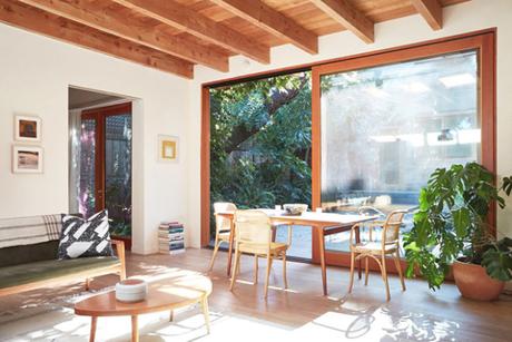 Une remise en ruine rénovée en studio d’artiste à San Francisco