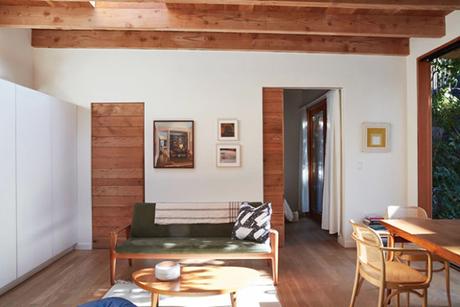 Une remise en ruine rénovée en studio d’artiste à San Francisco Une remise en ruine rénovée en studio d’artiste à San Francisco