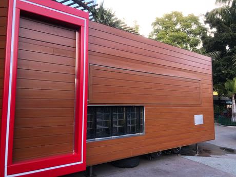 Bière artisanale – REPORTAGE PHOTO: Downtown Disney les 24/11/19 (des centaines d'arbres au néon en plastique, le New Street Eats Bistro et bien d'autres)
 – Mousse de bière