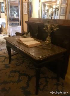 Le Procope est un restaurant et un monument Le Procope est un restaurant et un monument