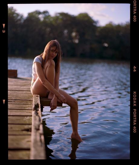 La Muse du Mois #58 : Felix Burnett par Cleo Glover (exclusif) La Muse du Mois #58 : Felix Burnett par Cleo Glover (exclusif)