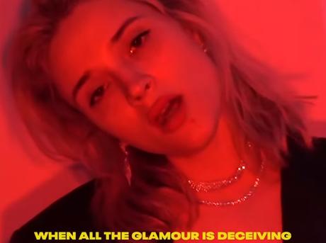 [CLIP] Lolo Zouaï – Money Diamonds Roses