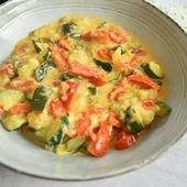 Courgettes, poivron et tomates cerises à la crème - recette d'été