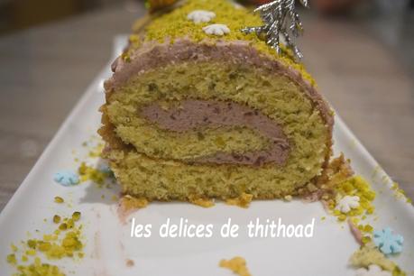 Bûche  pistache et framboises