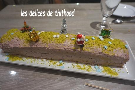 Bûche  pistache et framboises