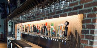 News bière – 50+ restaurants qui ont ouvert dans la région de Cleveland en 2019
 – Bière noire