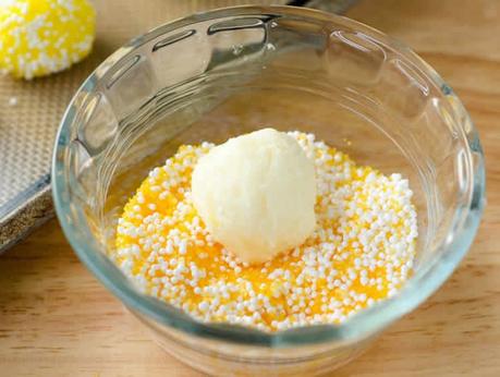 Truffes citronnées au chocolat blanc Truffes citronnées au chocolat blanc