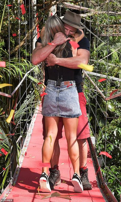 James Haskell d'une célébrité montre sa perte de poids dans la jungle