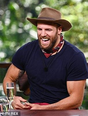 James Haskell d'une célébrité montre sa perte de poids dans la jungle