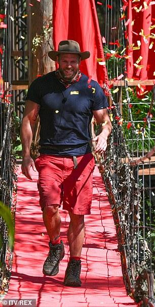 James Haskell d'une célébrité montre sa perte de poids dans la jungle