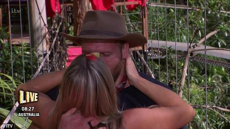 James Haskell d'une célébrité montre sa perte de poids dans la jungle