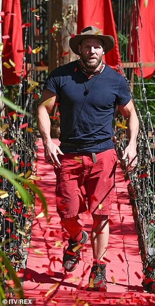 James Haskell d'une célébrité montre sa perte de poids dans la jungle