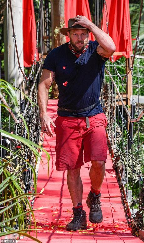James Haskell d'une célébrité montre sa perte de poids dans la jungle
