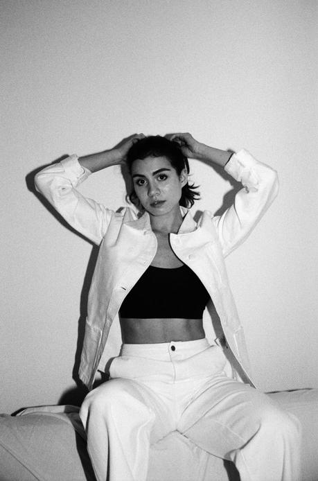 Look At Me Now : Mélanie Petit par Pierre Pomonti (exclusif) Look At Me Now : Mélanie Petit par Pierre Pomonti (exclusif)