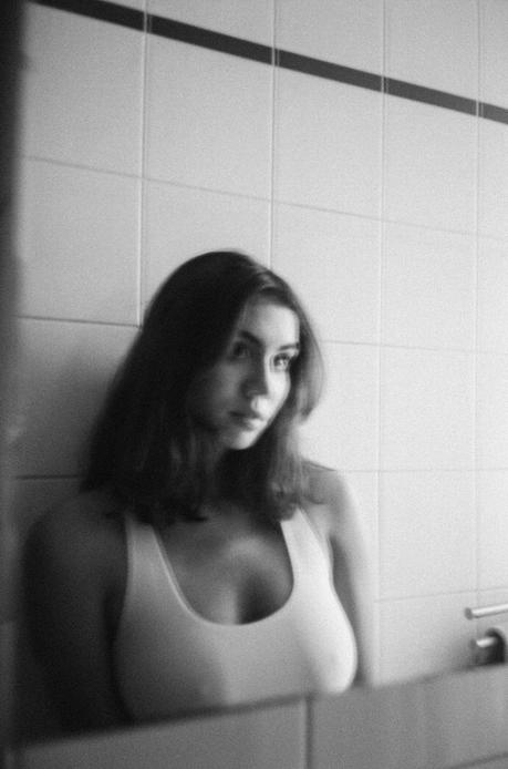 Look At Me Now : Mélanie Petit par Pierre Pomonti (exclusif) Look At Me Now : Mélanie Petit par Pierre Pomonti (exclusif)