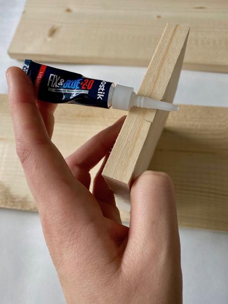 colle fix and glue test bois - blog décoration - clem around the corner