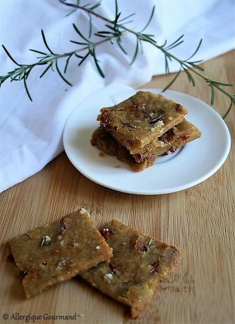 Crackers aux tomates séchées { sans gluten, sans lait, sans œufs }