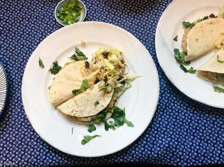 Haricots en tacos – Purée de haricots blancs (frijoles refritos)