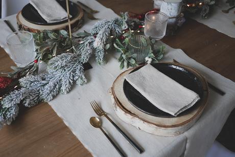 Astuces pour une jolie décoration de table de Noël ambiance naturelle