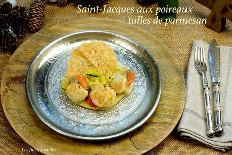 Saint-Jacques aux poireaux, tuiles de parmesan