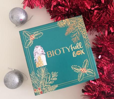 Soyez raffinée & scintillante avec la Biotyfull box de Noël !