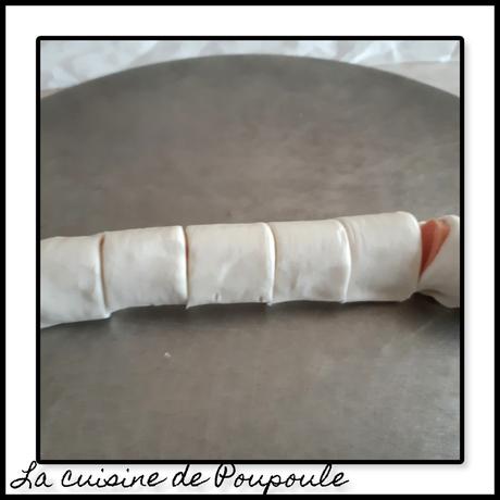 Feuilletées fleurs aux saucisses