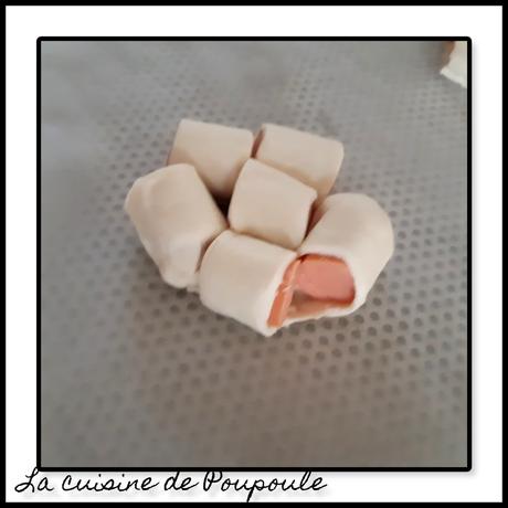 Feuilletées fleurs aux saucisses