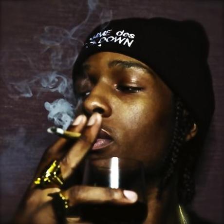 Drogue: Oui, Oui, Oui, Drogue: Non, Non, Non