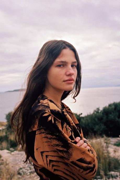 Look At Me Now : Olga Doch par Chris Kontos (exclusif) Look At Me Now : Olga Doch par Chris Kontos (exclusif)