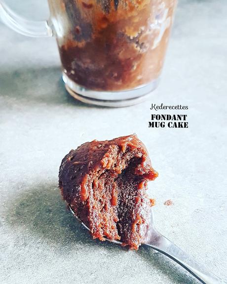 Mug cake fondant chocolat