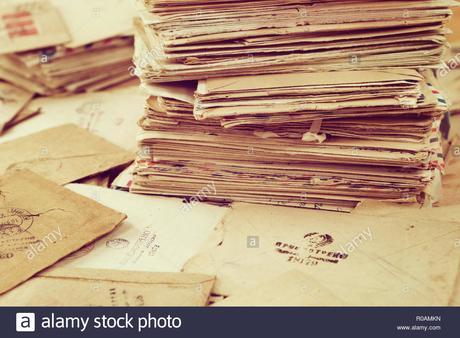 courrier militaire Pile de l'ancien courrier papier lettres du 20 siècle en ...