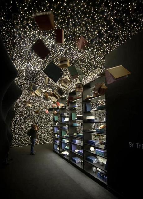 250 000 lumières LED illuminent le restaurant « Interstellar » de Mexico 250 000 lumières LED illuminent le restaurant « Interstellar » de Mexico