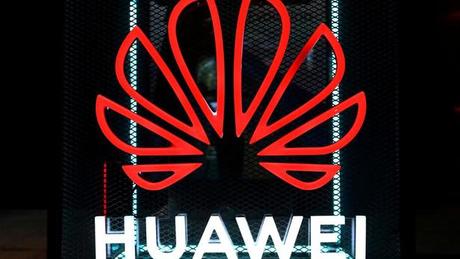 Huawei réfute les accusations d’espionnage et envisage l’ouverture d’une usine en Europe