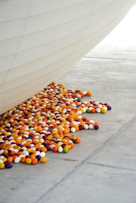 Pascale Eggs (détail) © Galleria Continua