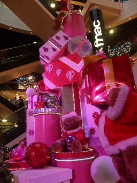 noël,décorations,fêtes,père noël,lumières,décors de fêtes