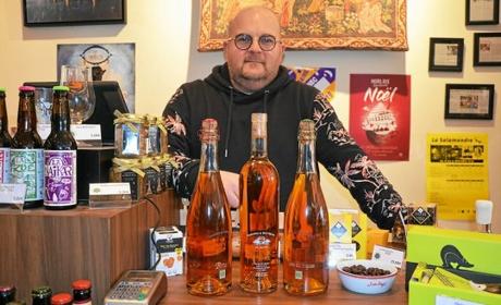 Au comptoir de Samuel, les bières Morlais, le cidre et Guimaëc Chouchen sont des cadeaux potentiels pour la dernière minute. 