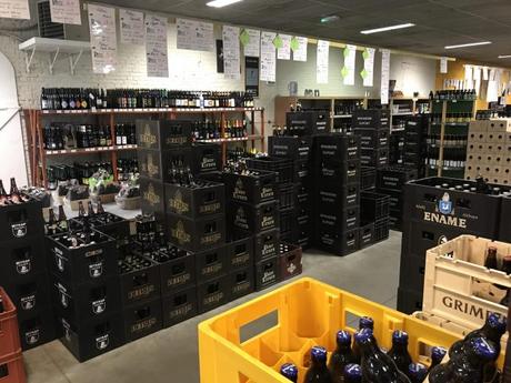 de hopduvel 700x525 - La meilleure bière artisanale de Gand, Belgique