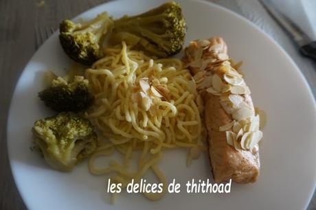 Saumon aux amandes (recette autour d'un ingrédient #57) Saumon aux amandes (recette autour d'un ingrédient #57)
