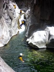 canyoning trou blanc reunion